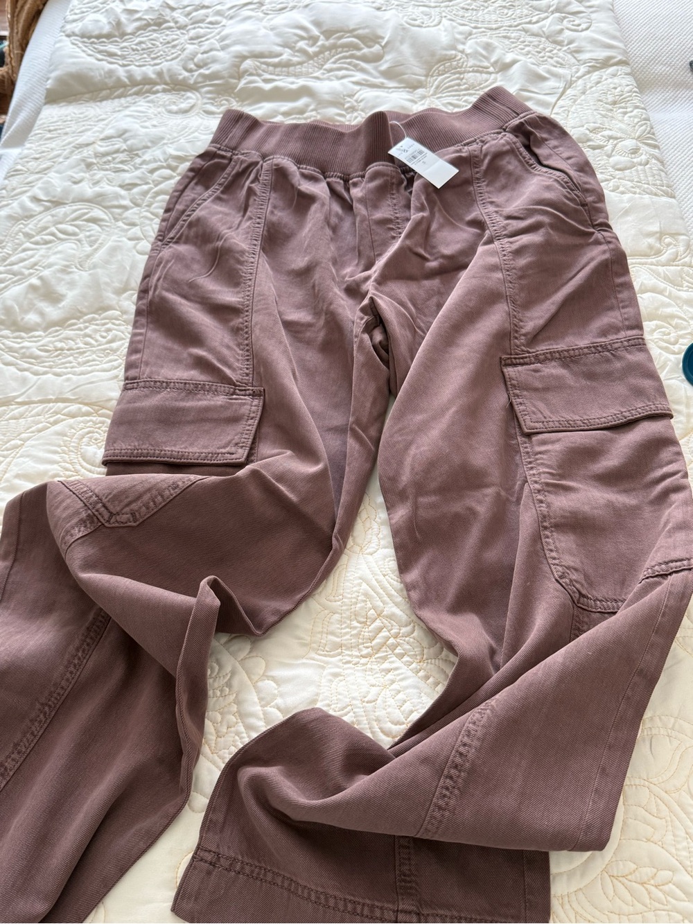 Lou and Grey Women's Cargo Jogger Jeans in Brown NWT